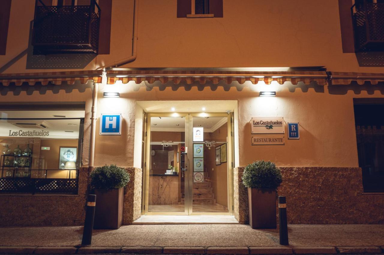 Hostal Los Castanuelos Candeleda Exterior foto