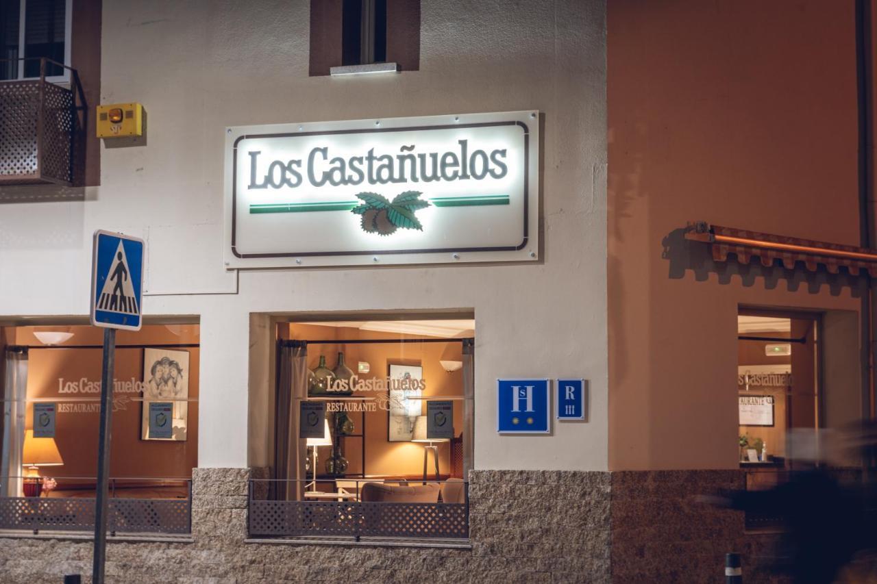 Hostal Los Castanuelos Candeleda Exterior foto